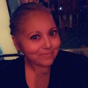 Meet your Posher, Mia